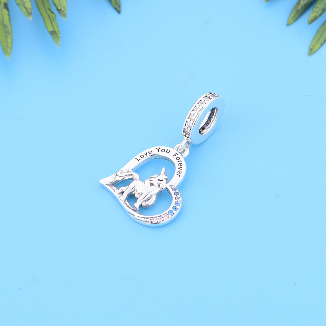 925 sterling silver heart-shaped unicorn