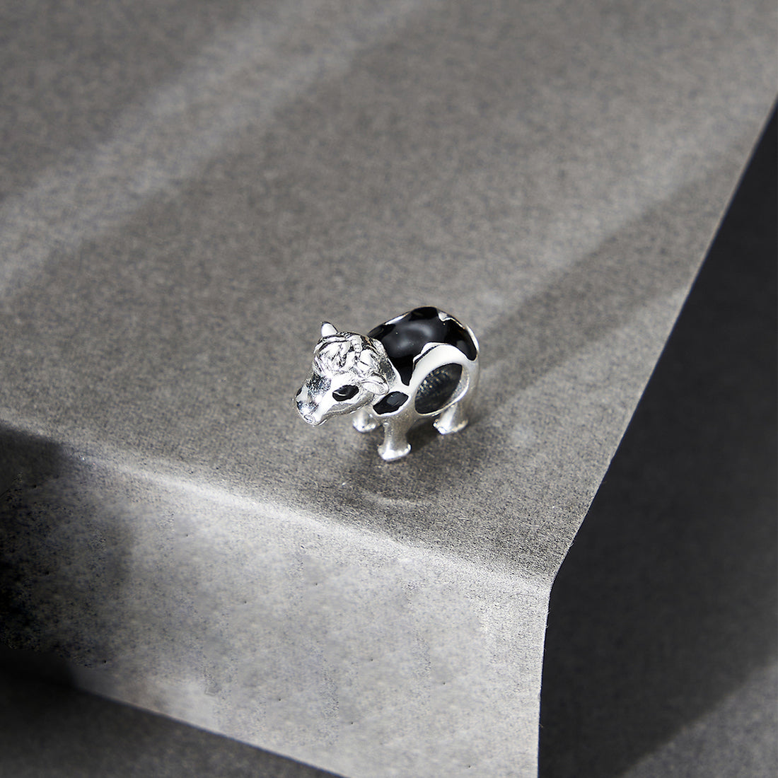 925 sterling silver cow